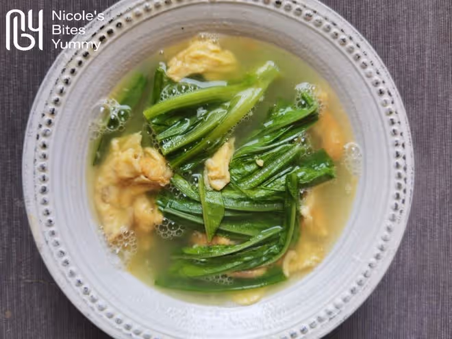 【快手菜】煎蛋油麥菜湯