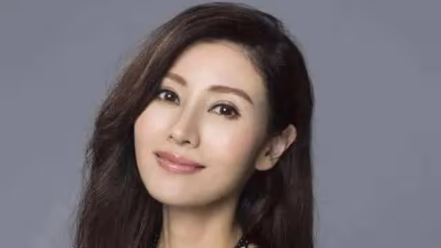 李嘉欣一家三口同台　11歲帥兒大秀口才