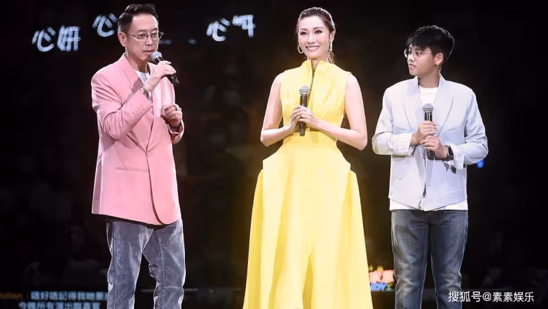 李嘉欣發文感謝兒子做小主持人,許建彤在紅館台風穩健妙語連珠