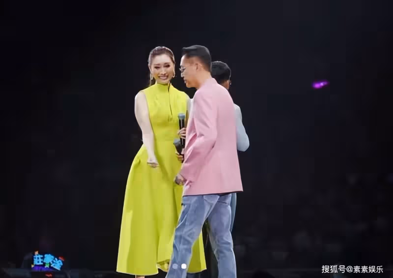李嘉欣發文感謝兒子做小主持人,許建彤在紅館台風穩健妙語連珠