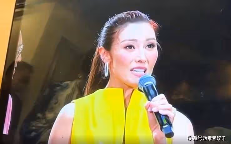 李嘉欣發文感謝兒子做小主持人,許建彤在紅館台風穩健妙語連珠