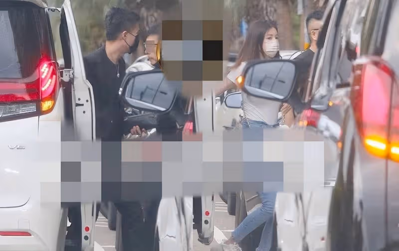 小S老公同時代5辣妹吃日料,全是膚白貌美大長腿