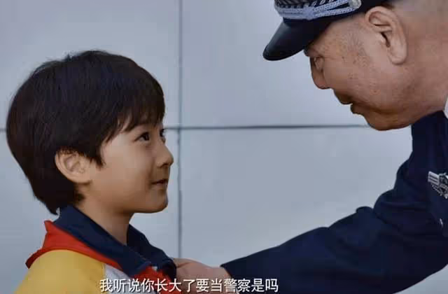 張浩又一部網大上線,一人分飾兩角演技在線,搭檔「大嫂」徐冬冬