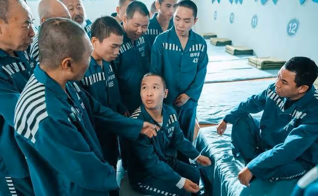 張浩又一部網大上線,一人分飾兩角演技在線,搭檔「大嫂」徐冬冬