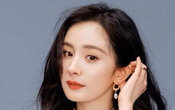 張雲龍：楊冪不是公司老闆