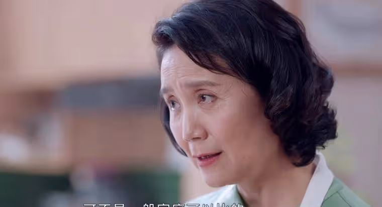 她們的名字:秦海璐的下巴,白冰的眼袋,這劇磨皮後太真實了