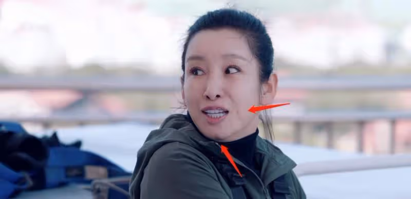 她們的名字:秦海璐的下巴,白冰的眼袋,這劇磨皮後太真實了