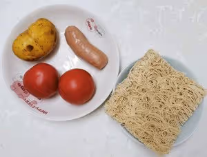 番茄土豆燜面