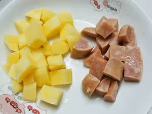 番茄土豆燜面