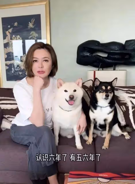 2結婚2離婚，58歲依然是無數人心目中的女神，2次婚姻後，無子無女