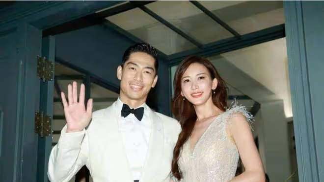 林志玲老公演出現場脫衣!一身腱子肉身材有料,林志玲曝婚姻現狀