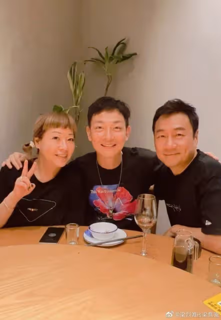 黎耀祥被野生捕獲　老婆舉動獲大讚識相：發達有理！