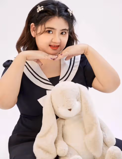 胡慧中女兒分手後罕露面!承認自己不漂亮,體重175斤正努力減肥