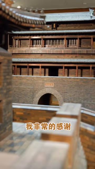 傾盡14年天價財力打造模擬城門,陳麗華堅持的一切,只因她的身份