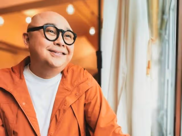 厲害!TVB知名主持直播帶貨1小時賺5百萬,多領域發展吸金力超強