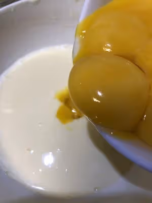 奶油奶酪紙杯蛋糕—消耗用剩的奶油奶酪