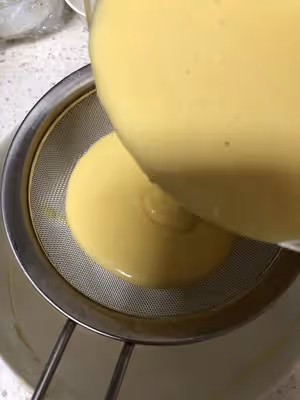 奶油奶酪紙杯蛋糕—消耗用剩的奶油奶酪