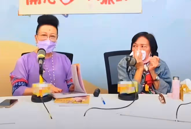 女演員鄧美美去世1年半,女兒上節目斥其拋夫棄女,稱漂亮有何用
