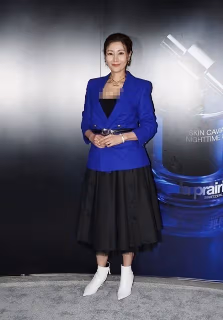李嘉欣亮相變性感,增重7公斤上圍暴漲,腰快有鄭秀文2倍,網友:胖了反而更美了