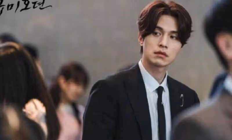 熱播韓劇《九尾狐傳》看了嗎?劇情有硬傷,靠李東旭顏值撐場