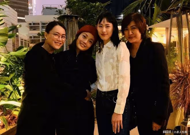並未真正分手，梁洛施一直被李澤楷保護著，兩人或只是分居