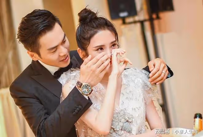 堪稱娛樂圈男德典範,長得帥但從不沾花惹草,這5位男明星太愛了