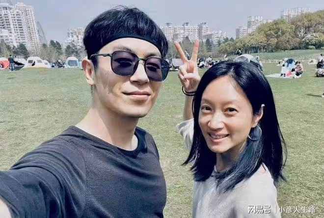 堪稱娛樂圈男德典範,長得帥但從不沾花惹草,這5位男明星太愛了