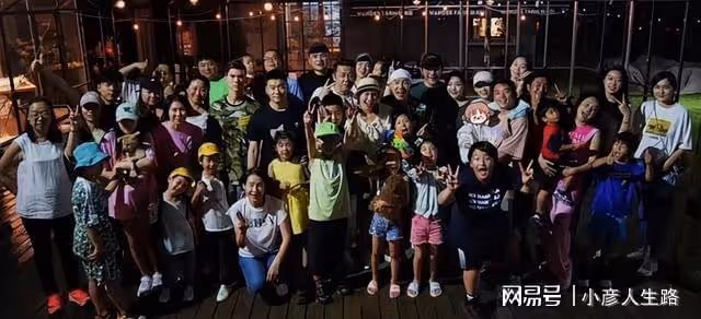 劉畊宏為11歲大兒子辦慶生會,鄭愷夫婦應采兒鄒市明等到場祝賀