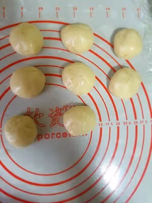 抹茶蛋黃酥（螺旋酥）