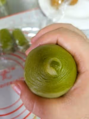 抹茶蛋黃酥（螺旋酥）