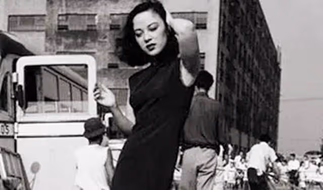 1945年,歌手李香蘭因漢奸罪被判死刑,臨刑前因一句話被當場釋放