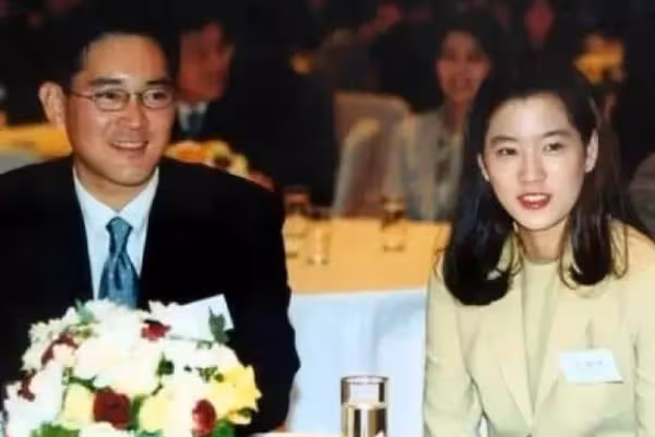 32歲離婚不做三星太子妃,林世玲選擇成為影帝李政宰背後的女人