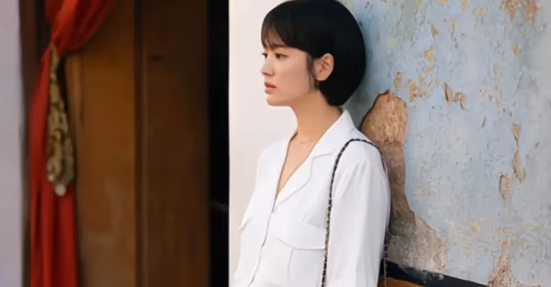 新婚夜，閨蜜發給我張自拍，讓我和丈夫的婚姻開始即結束