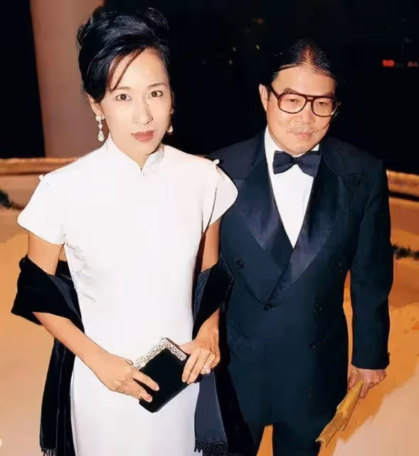 離開霍家多年,她依舊是女主,兒媳是奧運冠軍,朱玲玲是她人生的牛