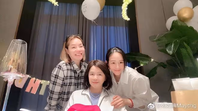 張鈞甯40歲生日，母親從台北飛青島為她慶生，自稱千里尋女記