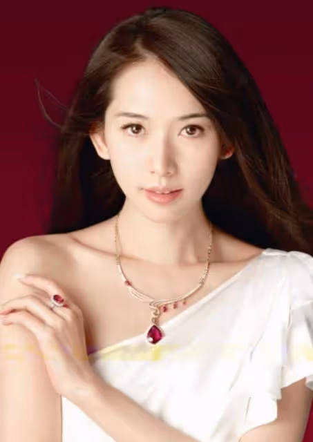 大S和林志玲合影火了,氣質差異有爭議,被指「像婆婆和媳婦」,網友:差別有一點大