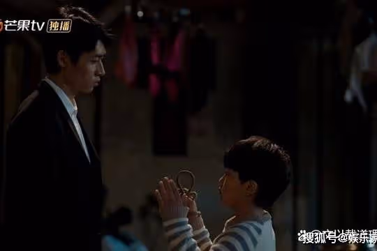 《消失的孩子》袁午為什麼埋狗？《消失的孩子》袁午是個怎樣的人？