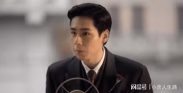 全程瞪眼，憨笑不止？女一號陳鈺琪把「花痴」玩出新花樣！