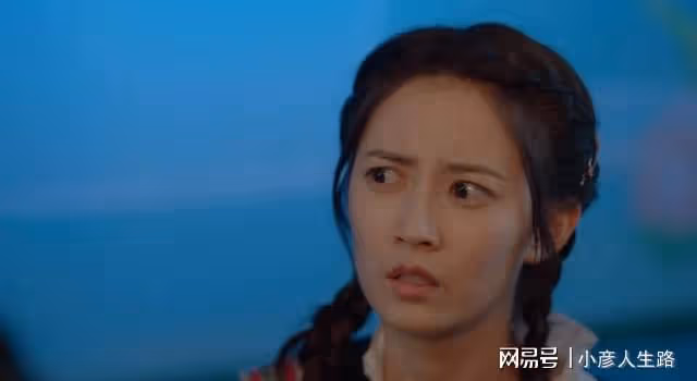 全程瞪眼，憨笑不止？女一號陳鈺琪把「花痴」玩出新花樣！