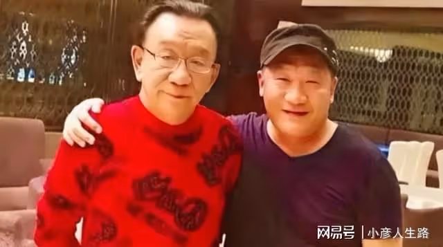 59歲謝東給4歲兒子慶生,兒子想要漂亮媳婦和蛋糕,跟爹一樣出息
