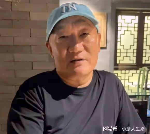59歲謝東給4歲兒子慶生,兒子想要漂亮媳婦和蛋糕,跟爹一樣出息