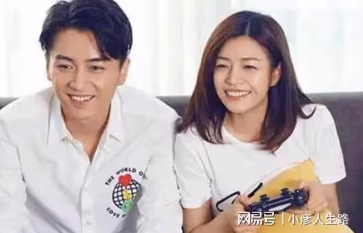 陳妍希疑懷二胎,臉部浮腫小腹凸起顯孕味,經超一句話破婚變傳聞