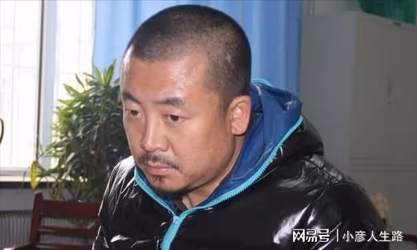 知名演員竟是潛逃犯?犯罪後跑路13年,意外落網連吉世光也沒想到