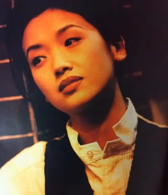 劉德華曾對她下跪求婚!與男友「相戀12年」卻遭家暴 分手後「低調隱退嫁人生子」過簡單平淡生活