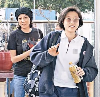 被嫌棄的一生!小龍女吳卓林「母拿她當上位籌碼」親父始終不認 遠赴加拿大「放下過去陰霾」與同性女友生活