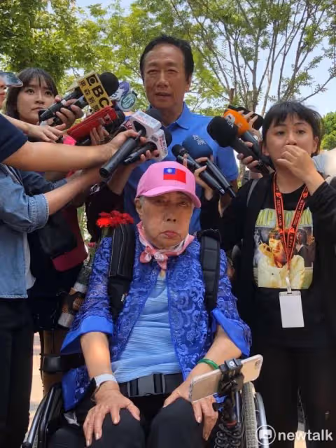 曾跟蔡琴湊一對!郭台銘認了「老母親欽點過」 雙方皆單身「最後卻無緣」:跟老婆見面了