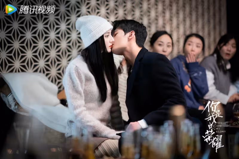 迪麗熱巴主演陸劇收視紀錄TOP9!《枕上書》網播量高達96.2億,《與君》創優酷歷史紀錄!