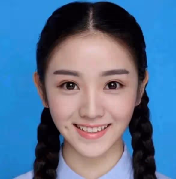 四小花旦「證件照」曝光!趙露思甜美清純,虞書欣可愛呆萌,而她美到認不出