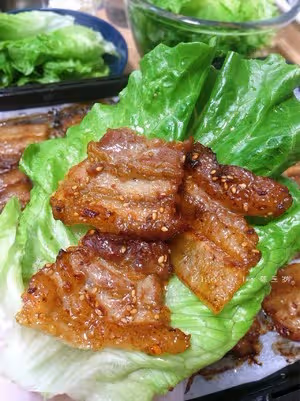 烤五花肉🥩這個夏天除了西瓜🍉當然還有燒烤🥓擁有烤箱的快樂🍺