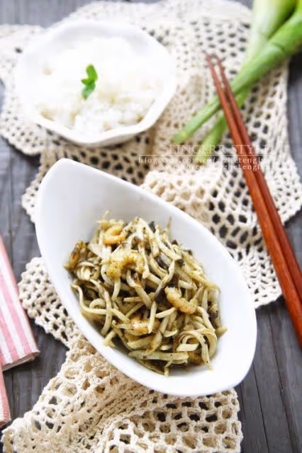欖菜煸茭白